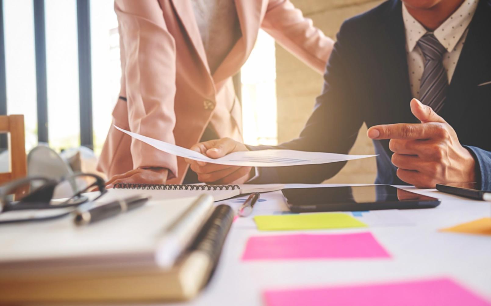 Unternehmer bei der Finanzplanung